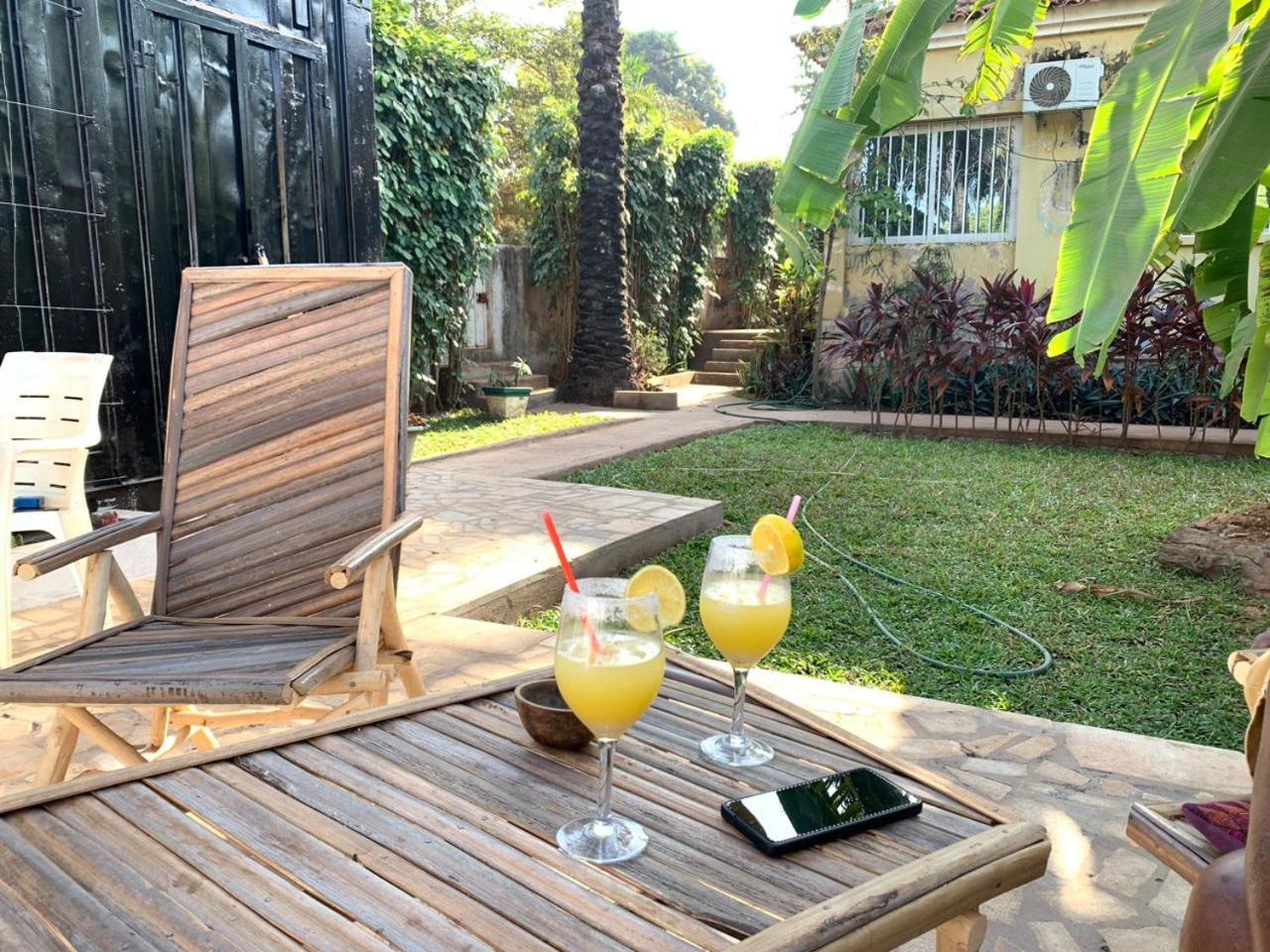 Casa Cacheu Homestay Guest House Бісау Екстер'єр фото
