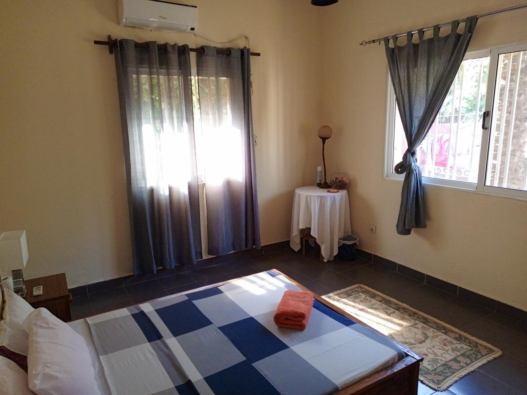 Casa Cacheu Homestay Guest House Бісау Екстер'єр фото